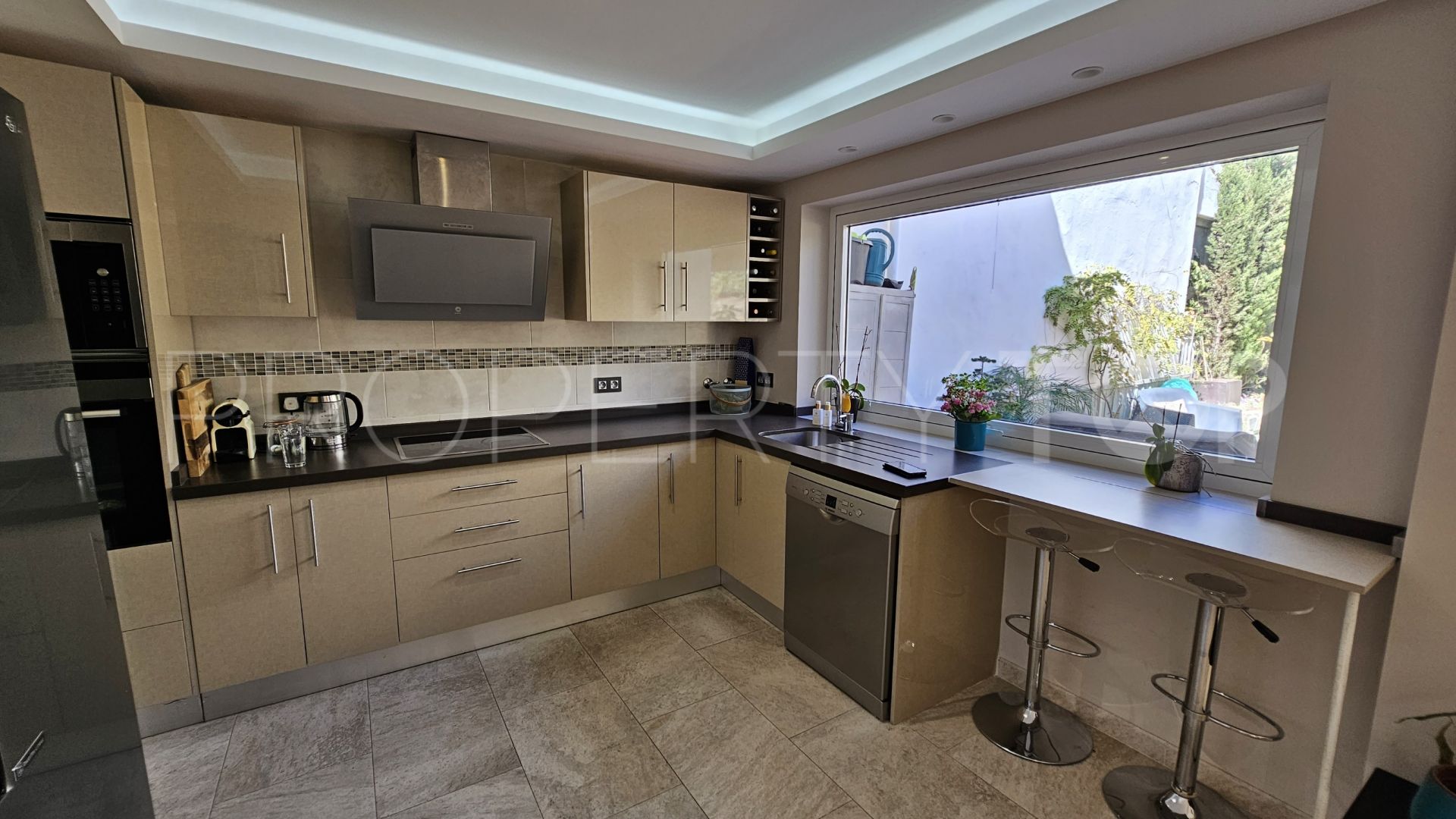 Semi Detached House in La Duquesa 3BR, 2BA, €375k