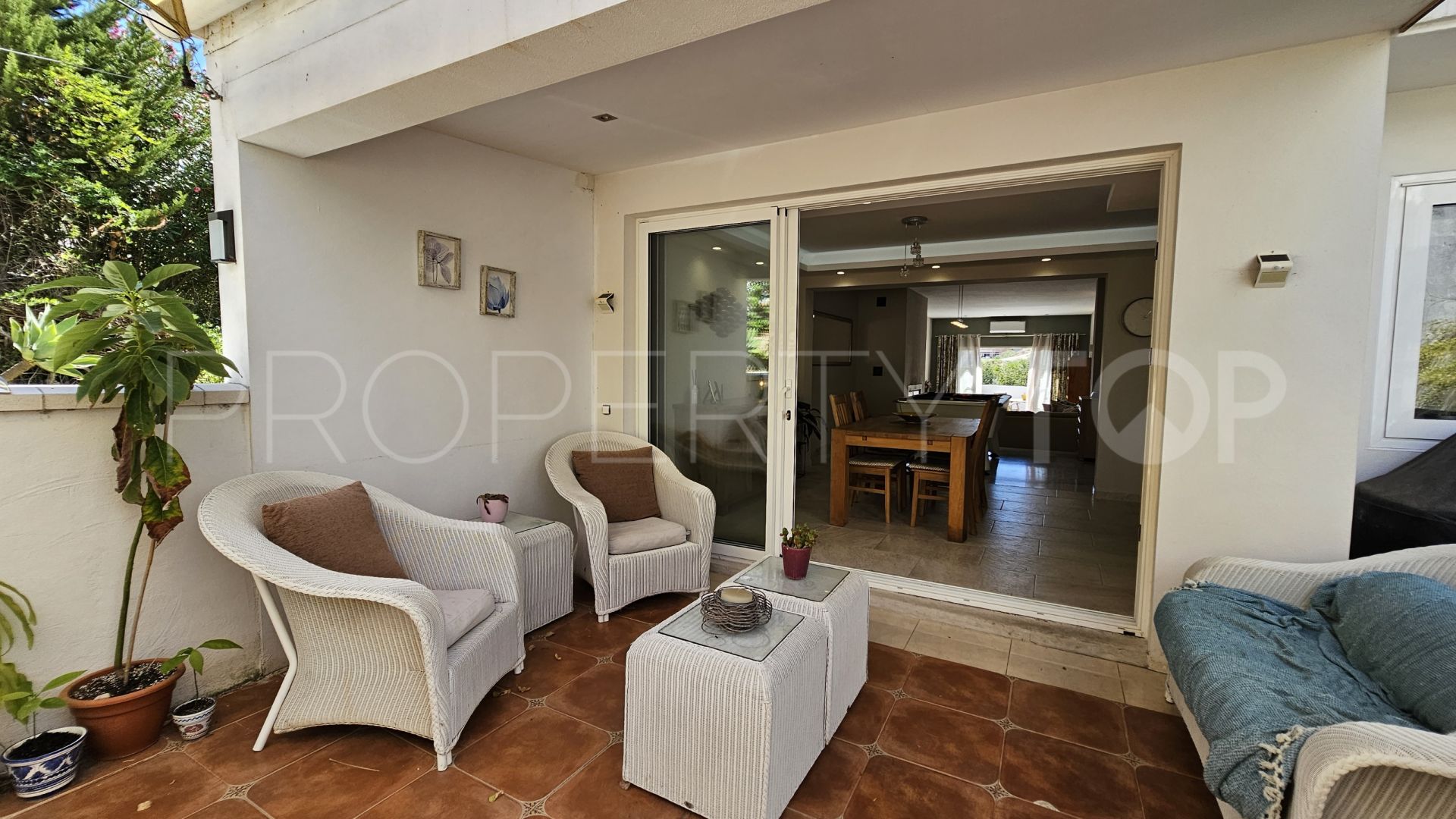 Semi Detached House in La Duquesa 3BR, 2BA, €375k