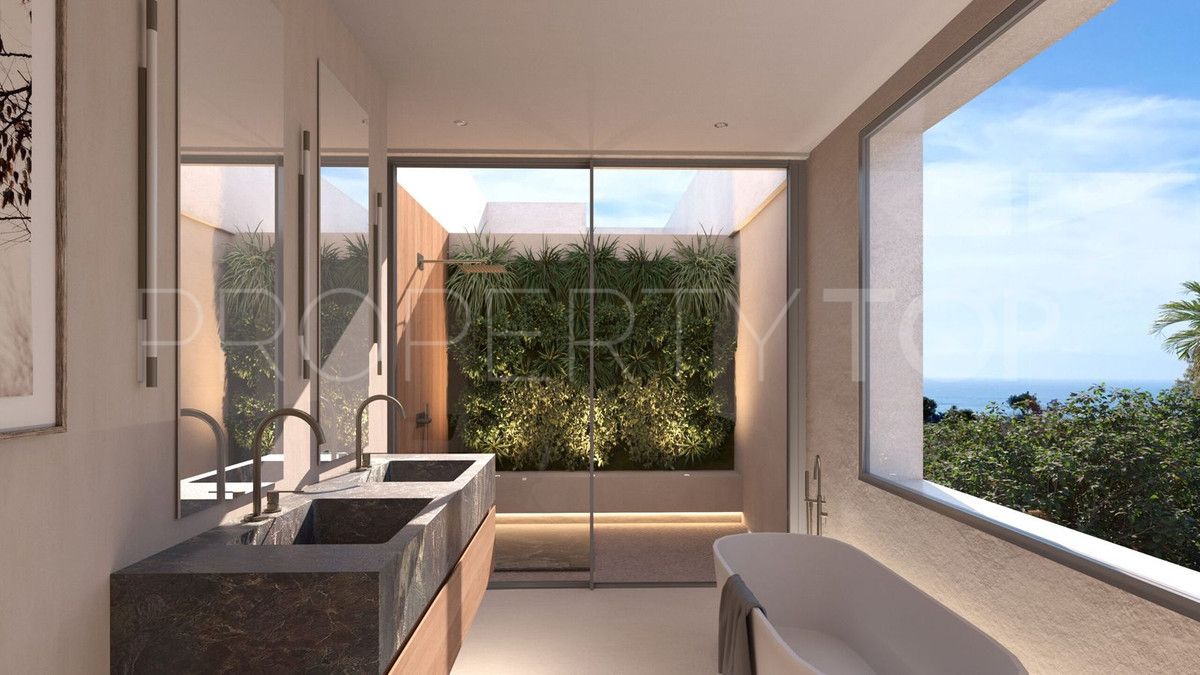 Villa for sale in Fuengirola with 6 bedrooms