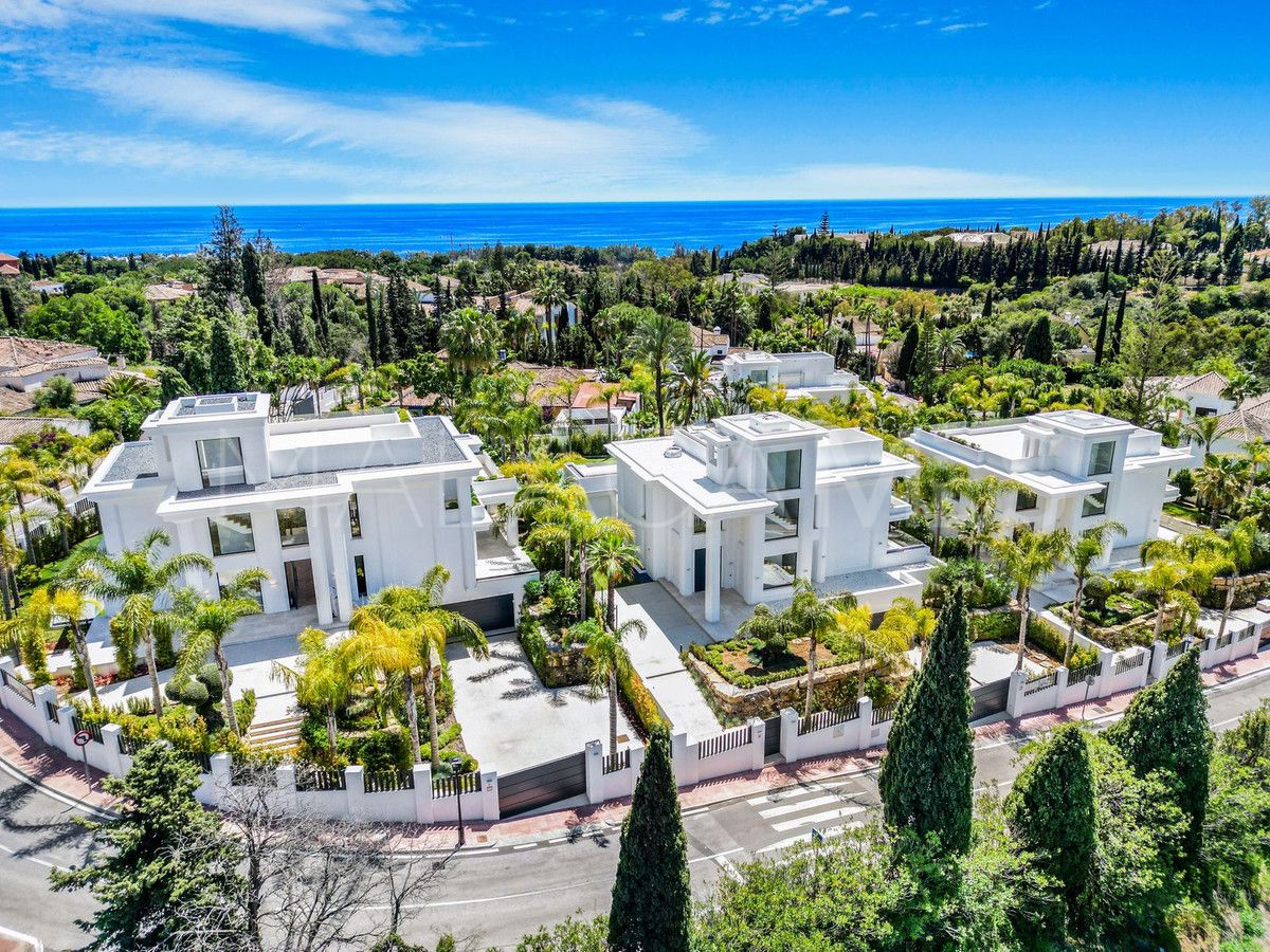 Villa for sale in Marbella City