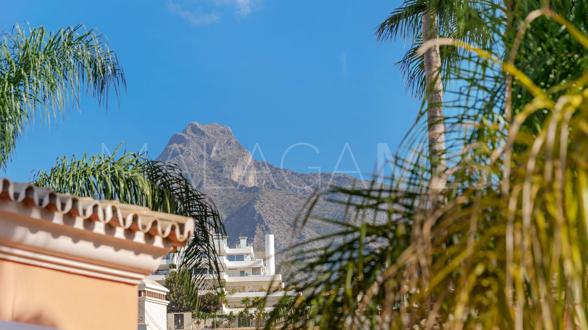 Reihenhaus for sale in Jardines de las Lomas