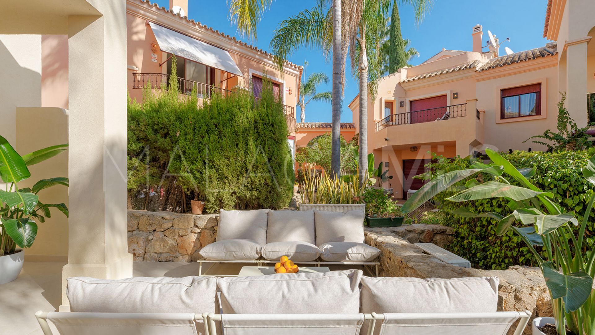 Reihenhaus for sale in Jardines de las Lomas