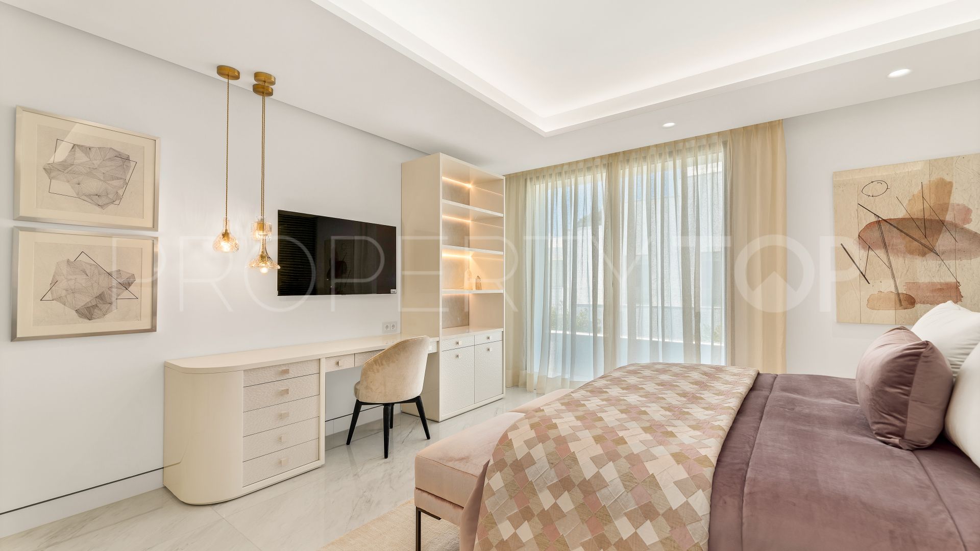 4 bedrooms penthouse in New Golden Mile for sale