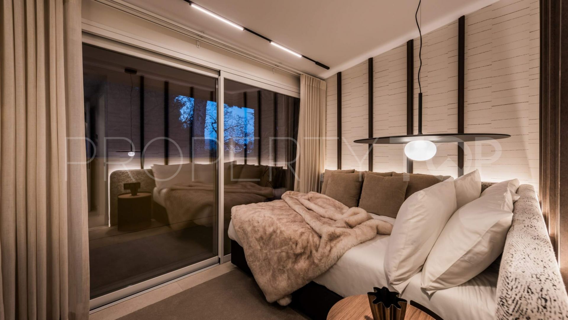 Apartamento en venta en Rio Real de 4 dormitorios