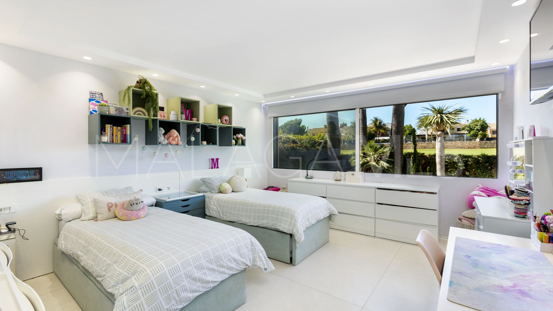 Isla de Guadalmina, villa de 4 bedrooms for sale