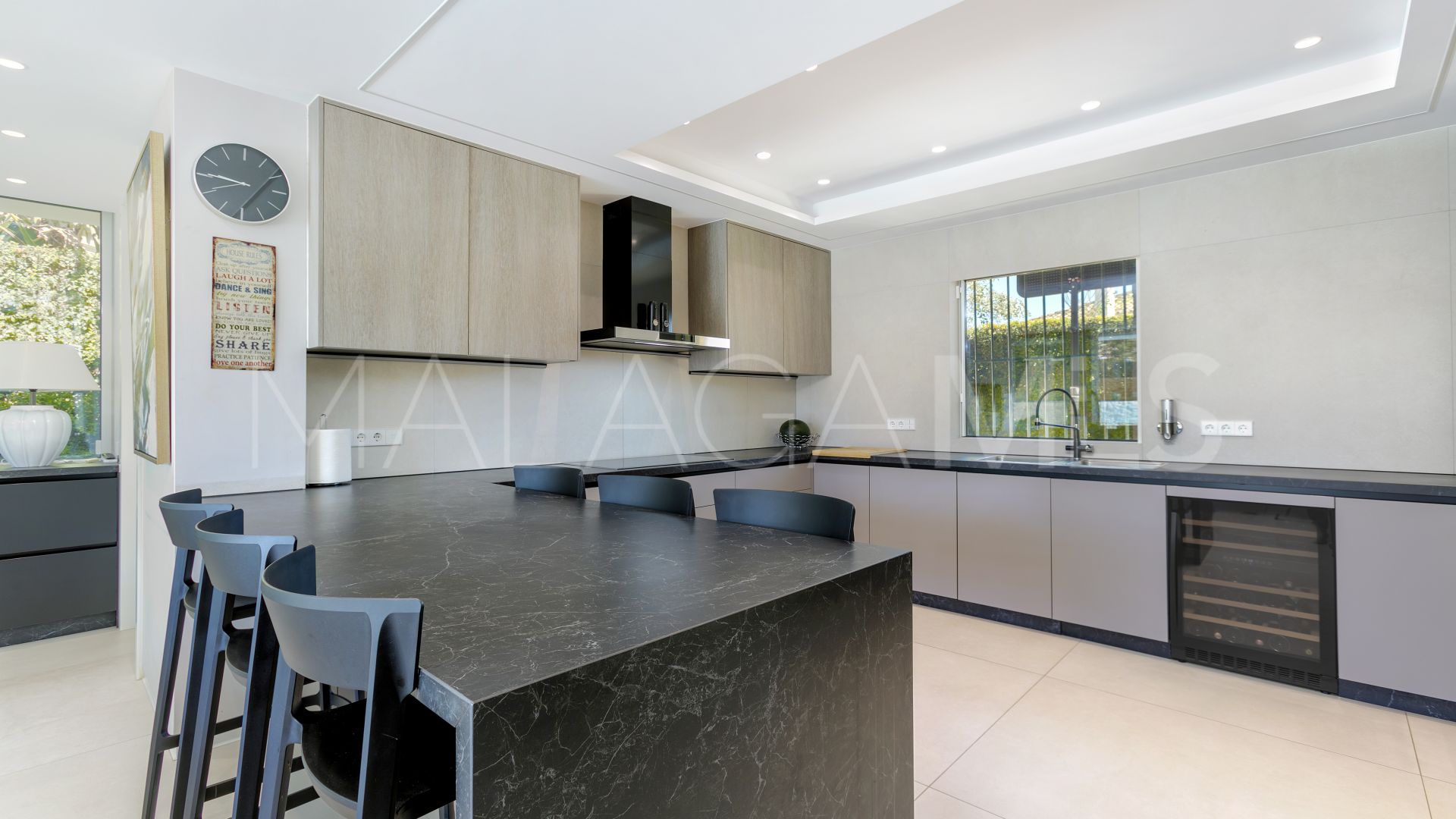 Isla de Guadalmina, villa de 4 bedrooms for sale