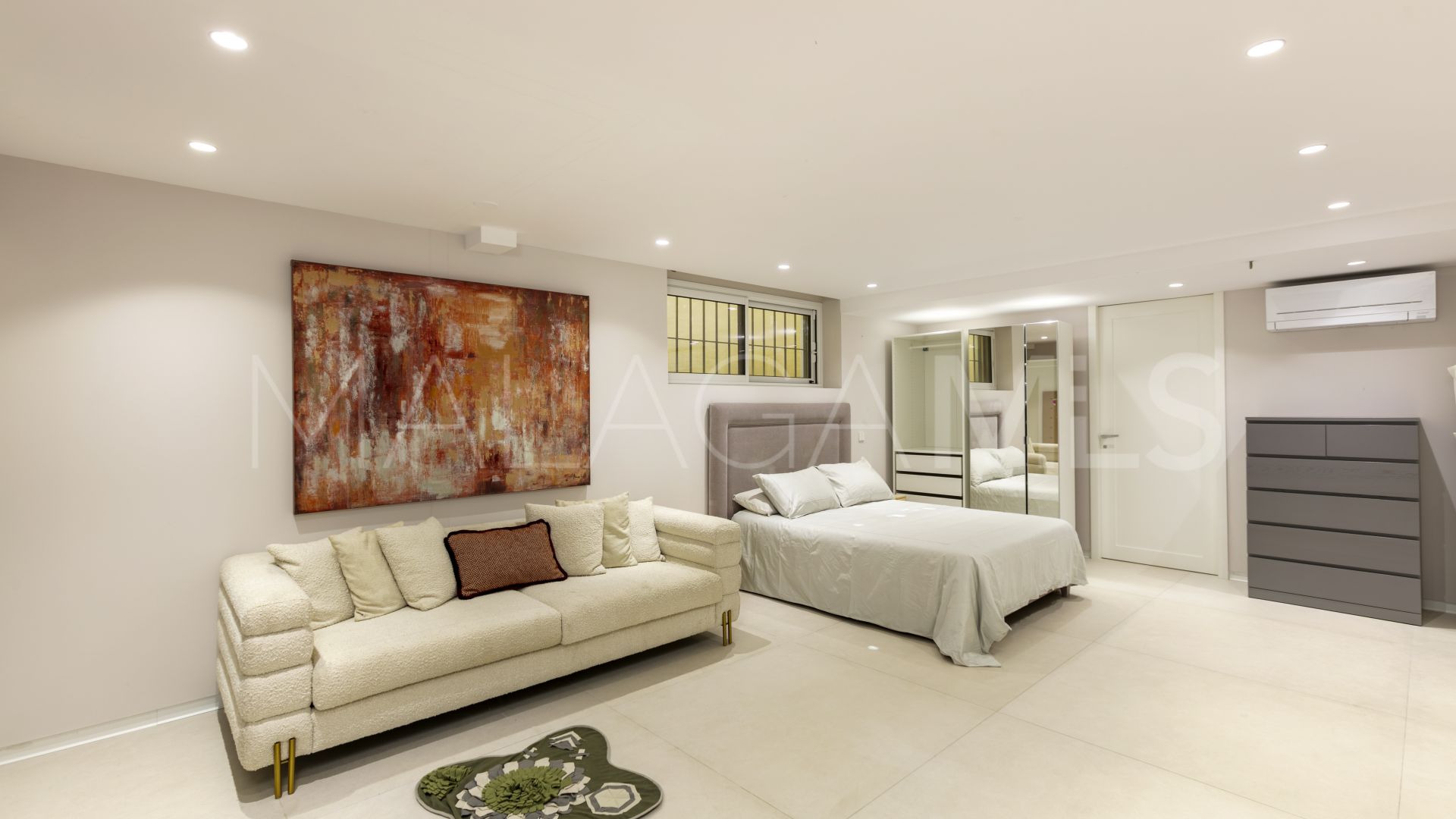 Isla de Guadalmina, villa de 4 bedrooms for sale