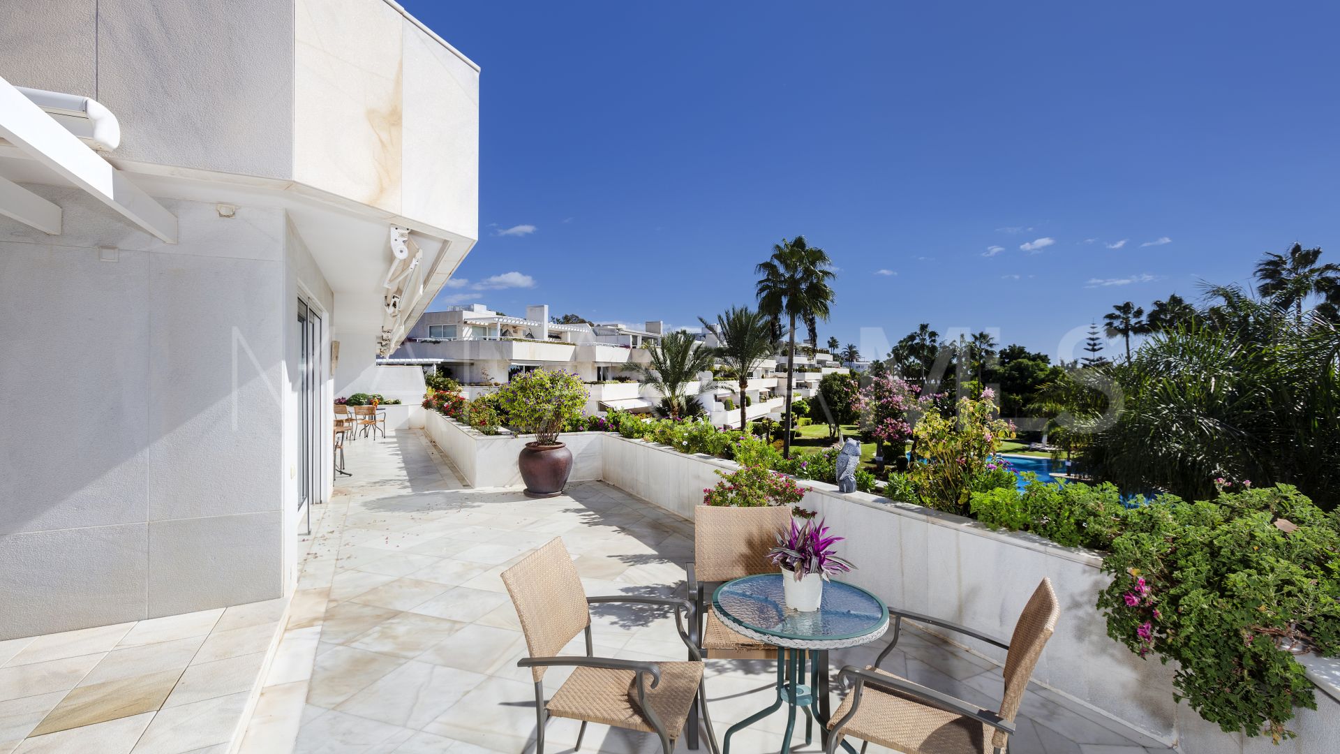 Zweistöckiges penthouse for sale in Los Granados Golf