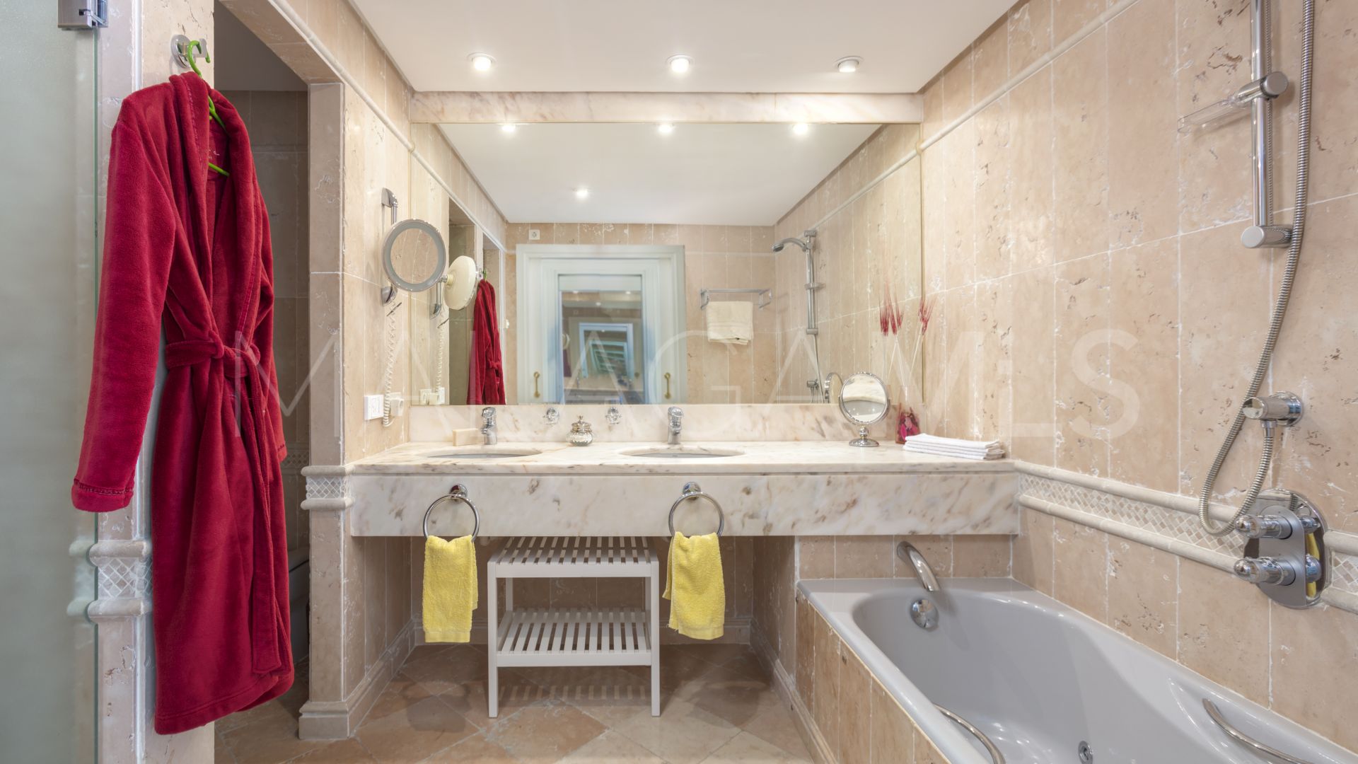 Zweistöckiges penthouse for sale in Los Granados Golf