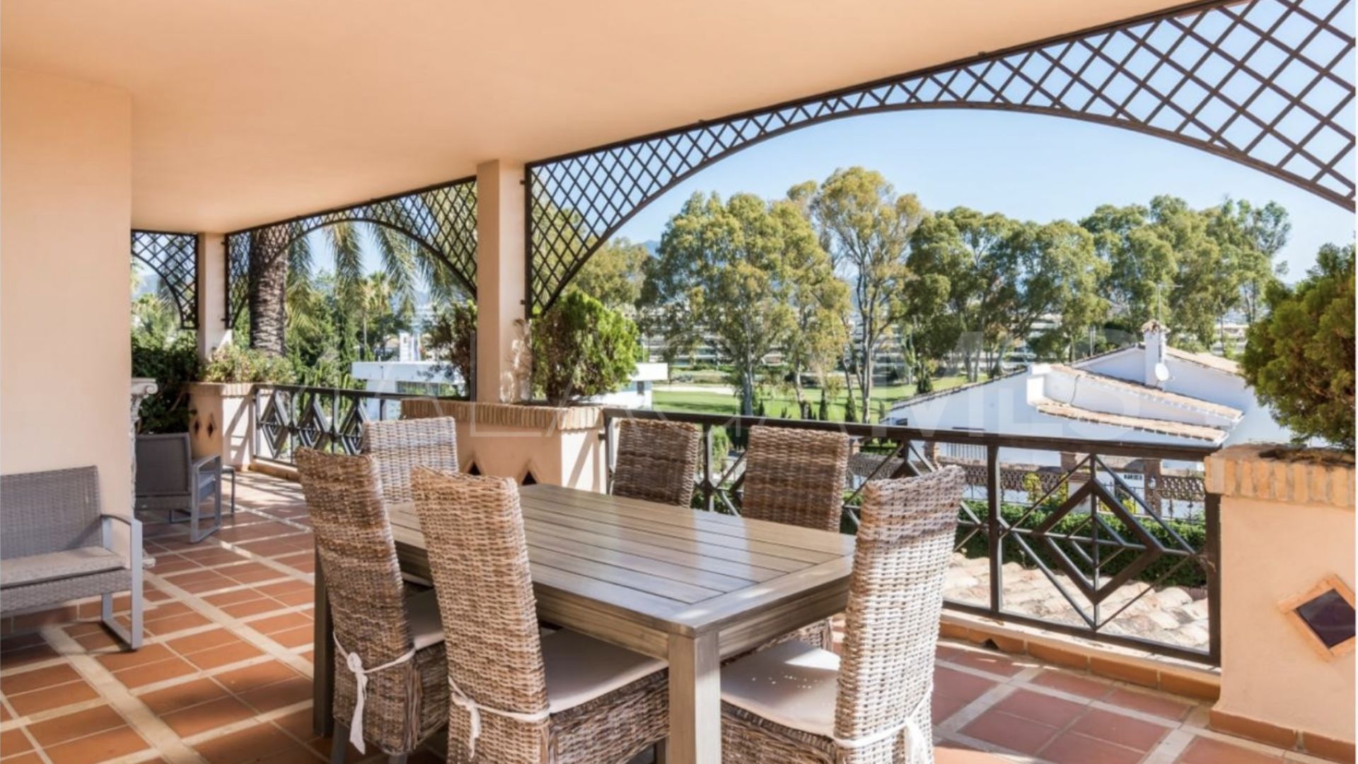 For sale Guadalmina Alta villa with 3 bedrooms
