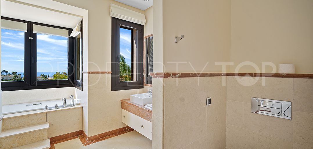 5 bedrooms La Quinta Golf villa for sale