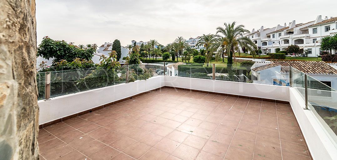 Villa for sale in Marbella - Puerto Banus with 8 bedrooms