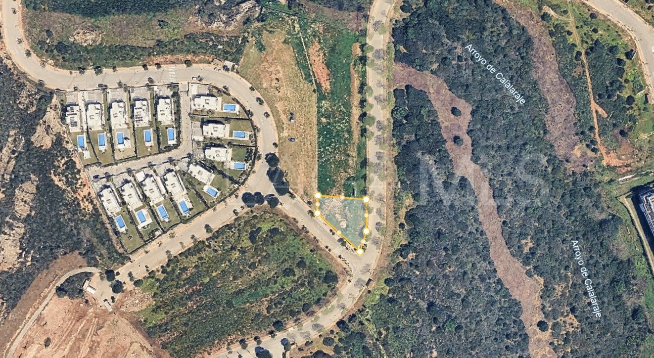 Terrain for sale in Bahia de las Rocas