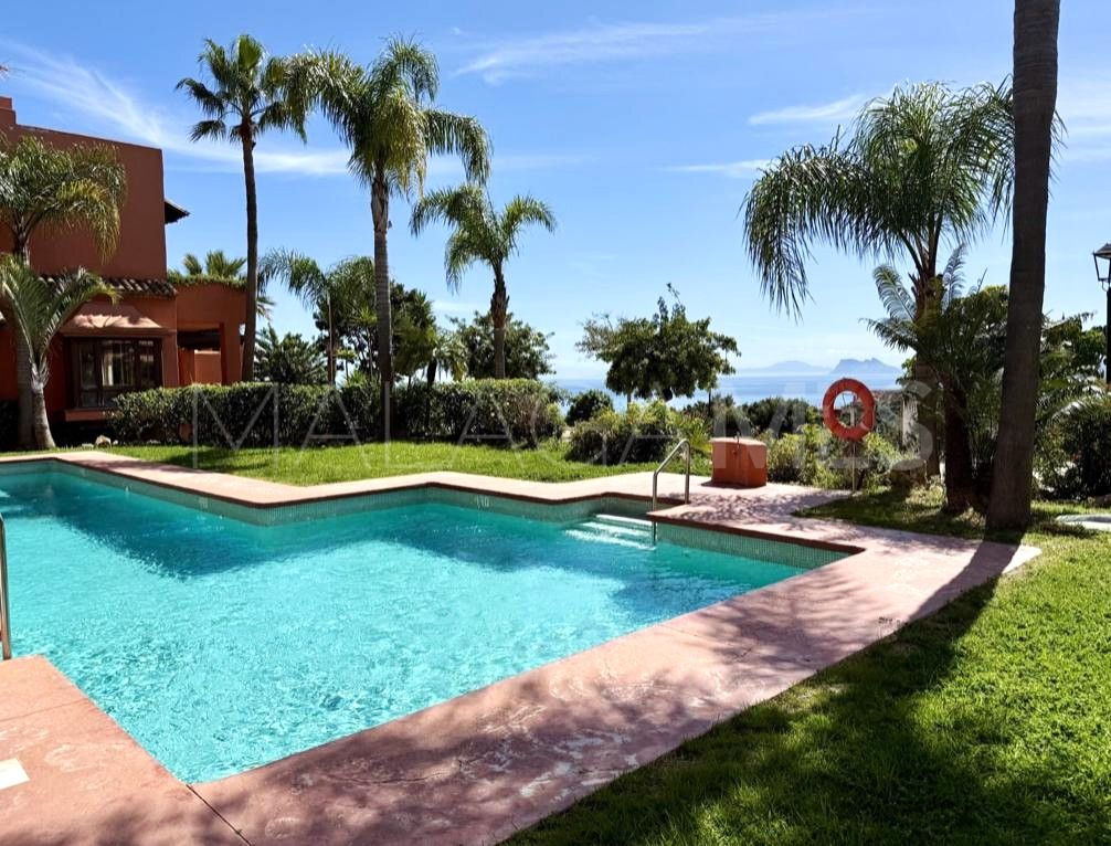 Bahia de las Rocas semi detached house for sale
