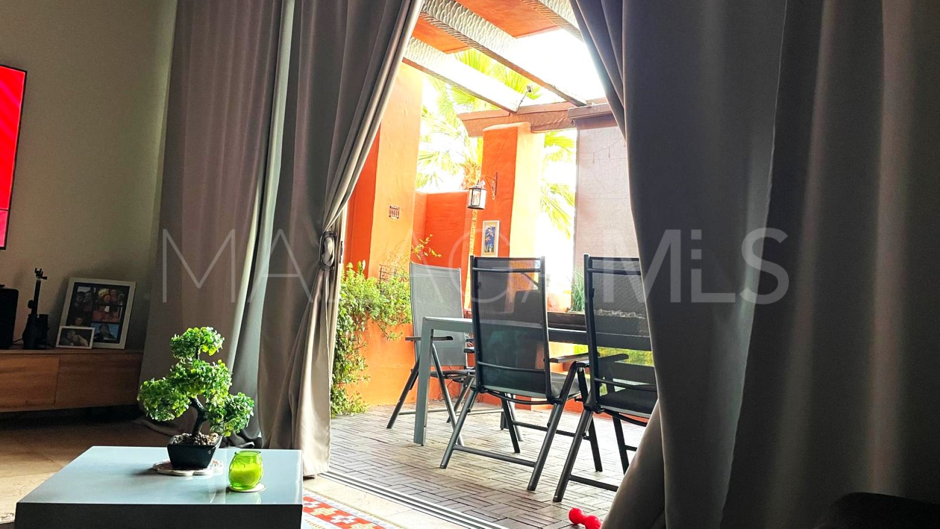 Bahia de las Rocas semi detached house for sale