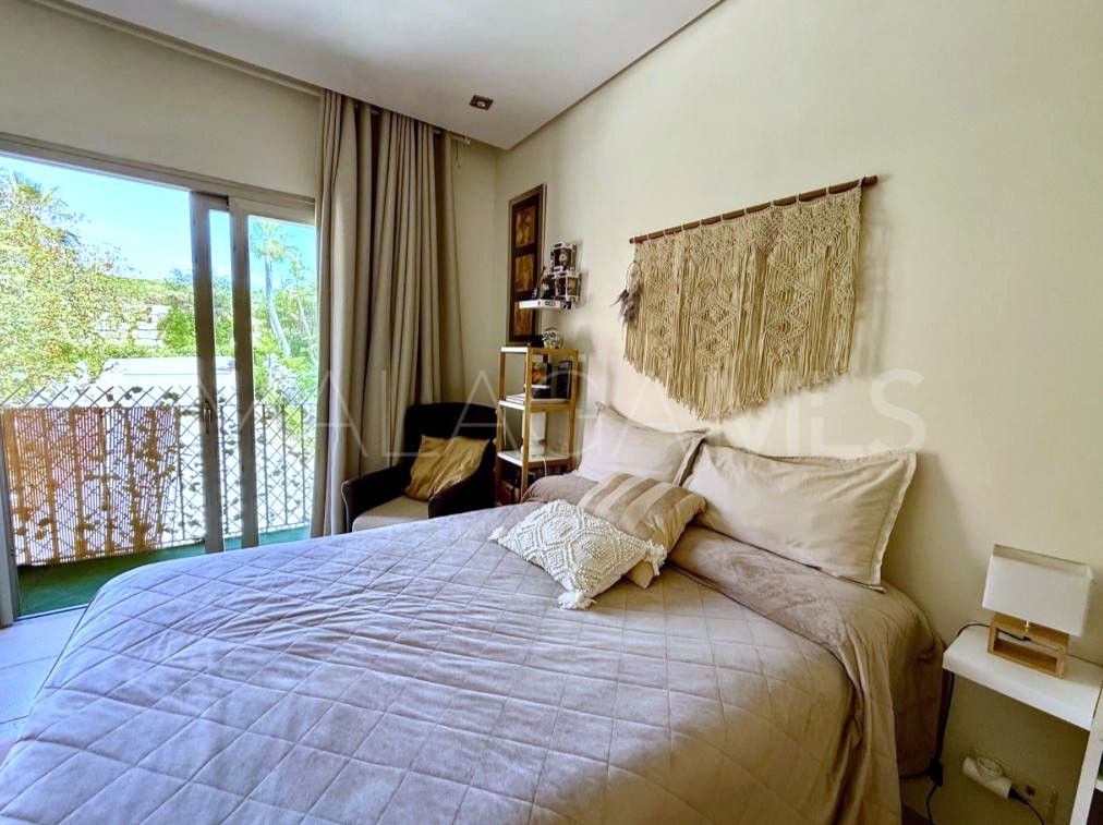 Bahia de las Rocas semi detached house for sale