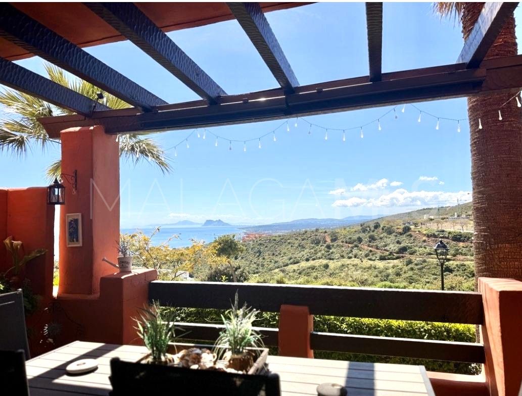Bahia de las Rocas semi detached house for sale