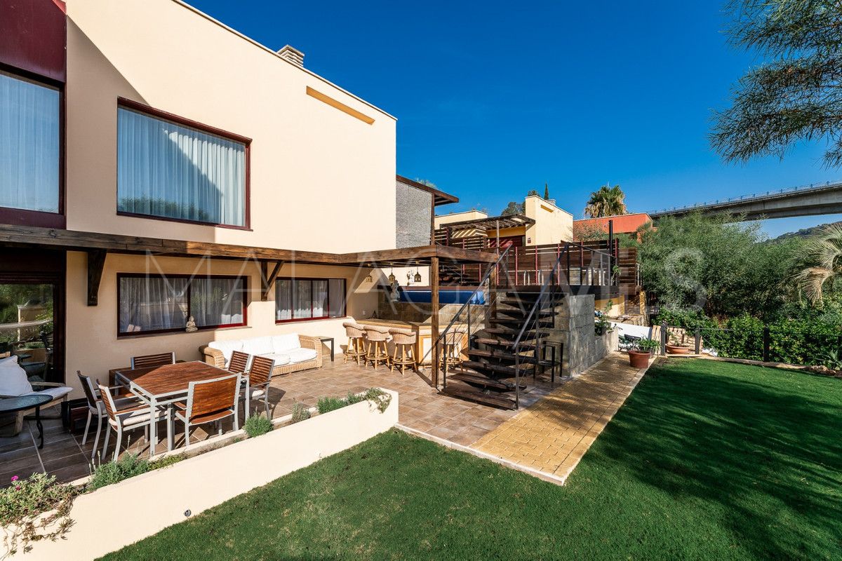 Villa a la venta with 4 bedrooms in Benahavis