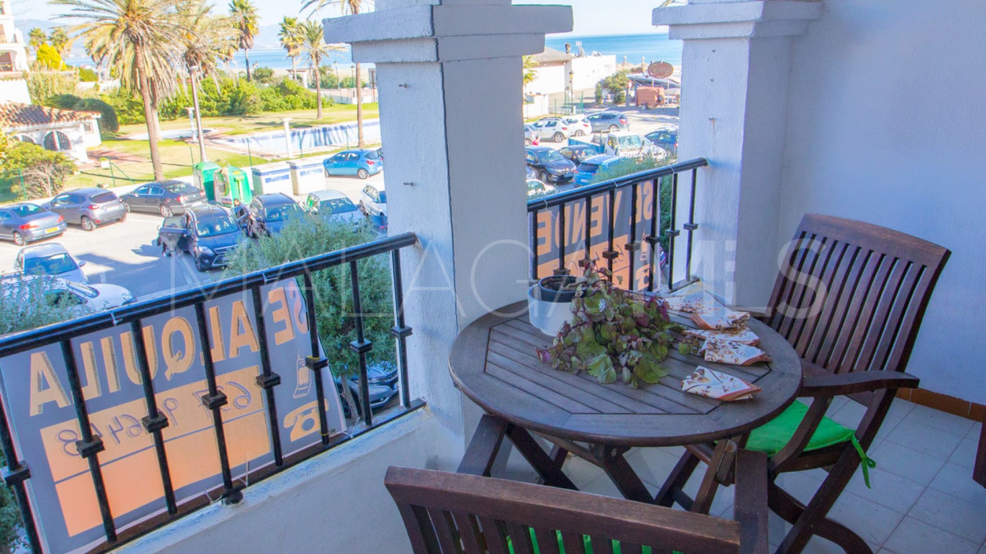 Buy Puerto La Duquesa apartment with 2 bedrooms