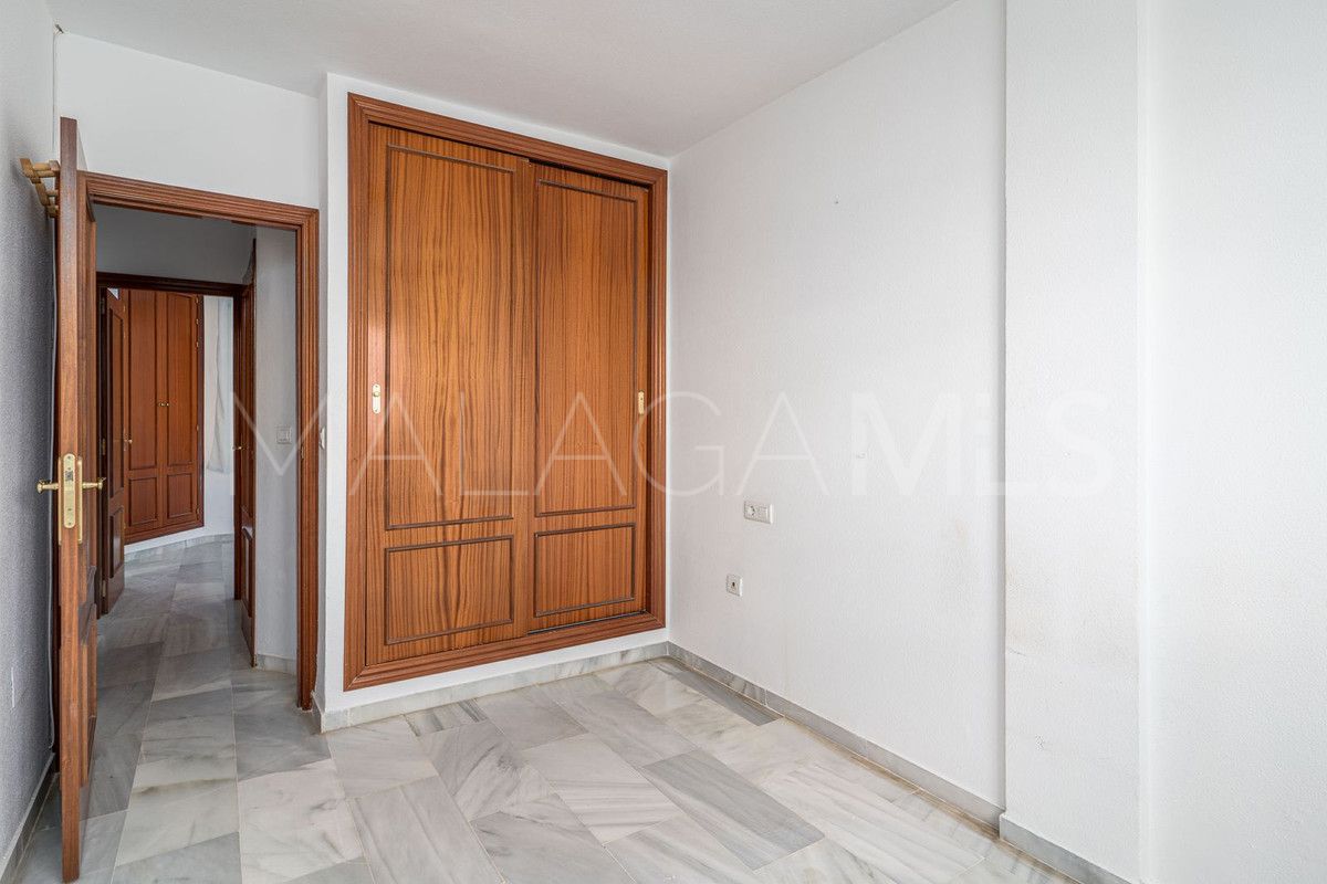 For sale apartment with 2 bedrooms in Sabinillas