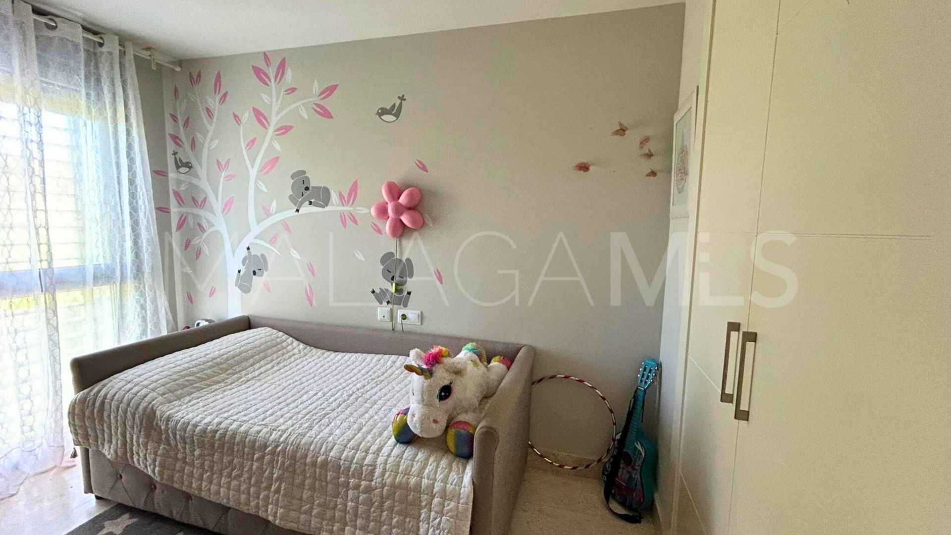 For sale La Duquesa apartment with 3 bedrooms