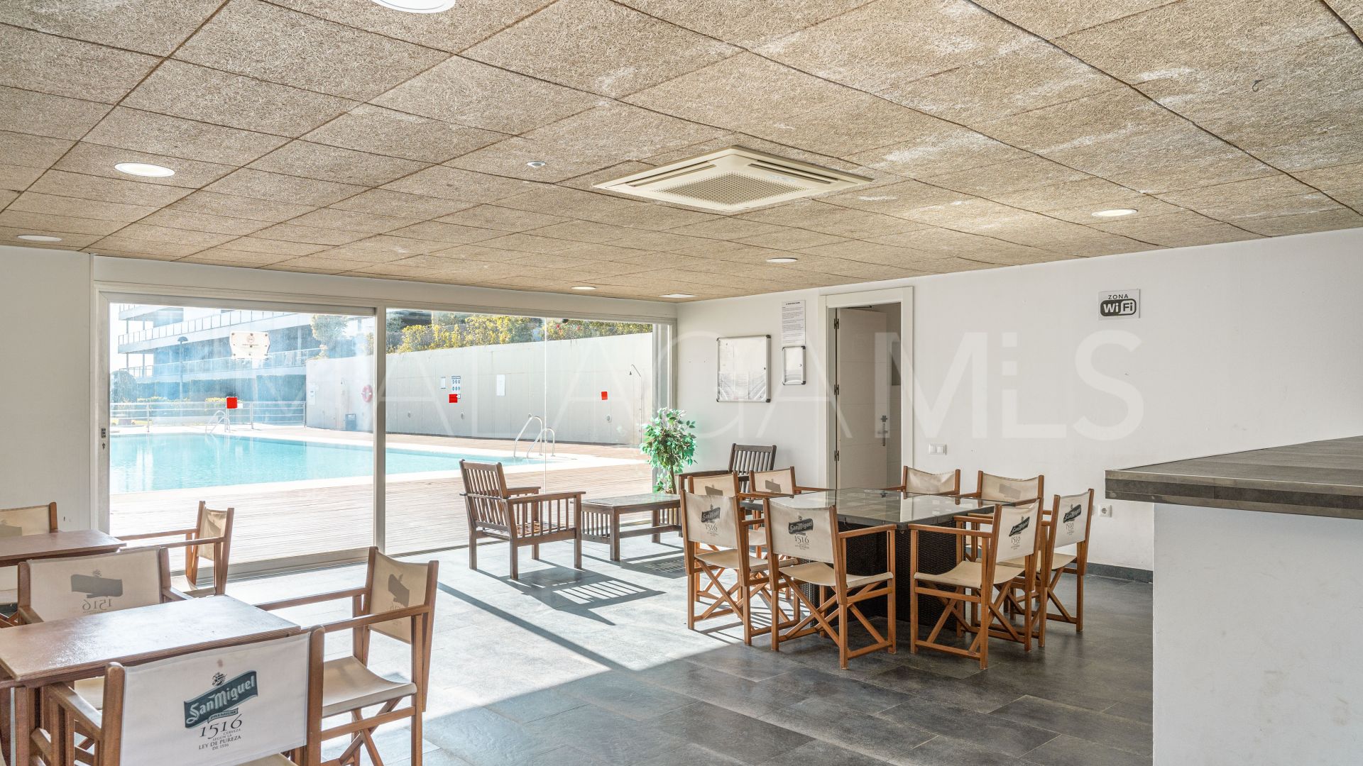 For sale La Duquesa apartment with 3 bedrooms