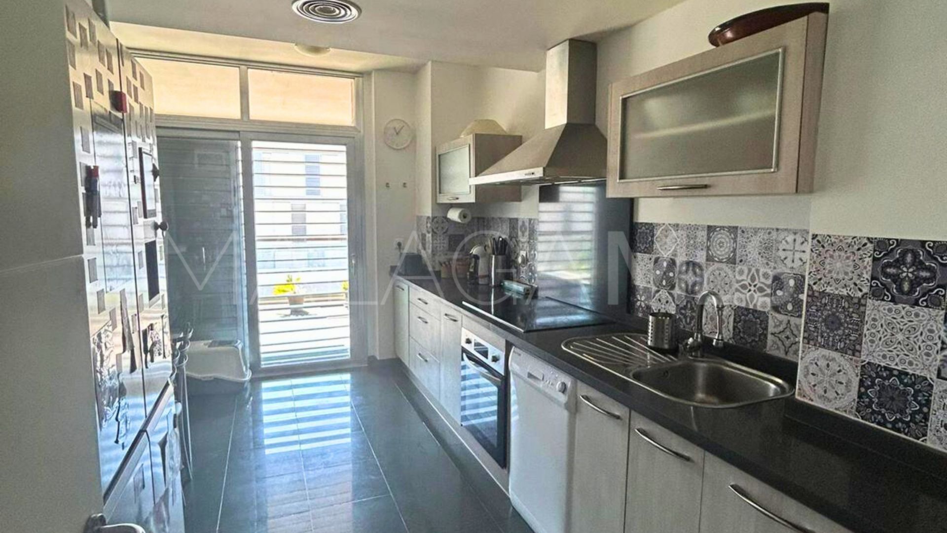 For sale La Duquesa apartment with 3 bedrooms