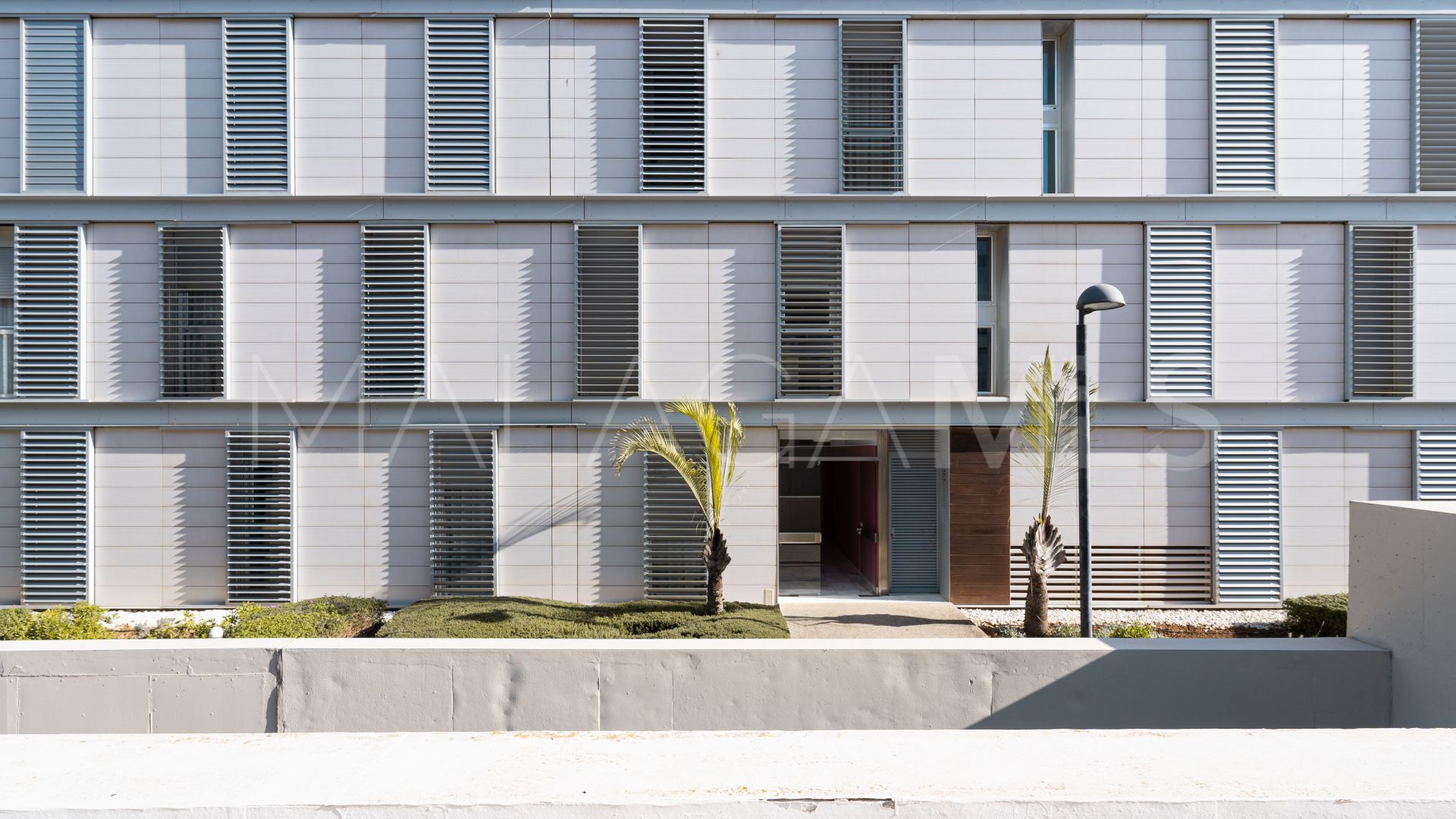 For sale La Duquesa apartment with 3 bedrooms