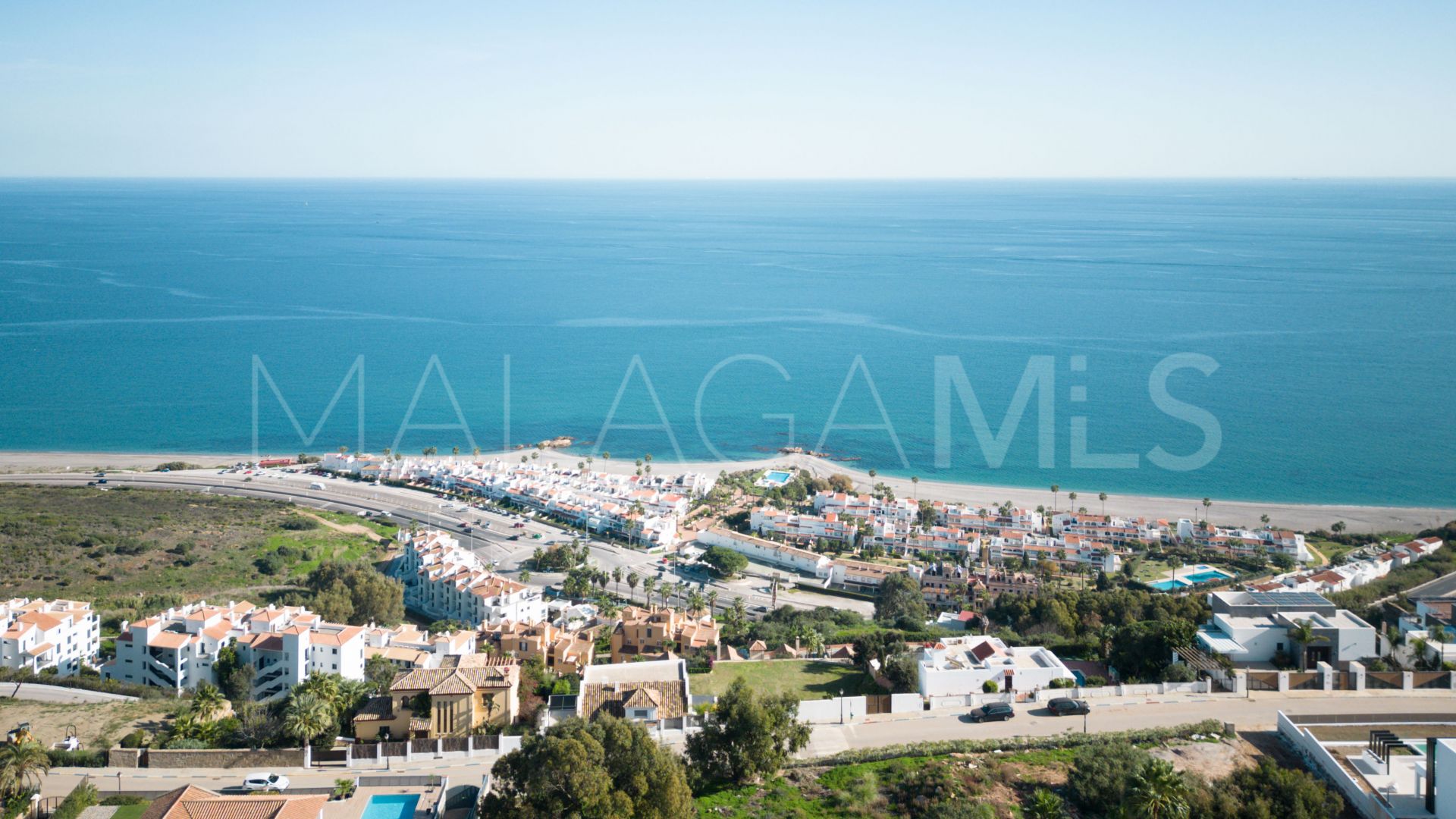 For sale La Duquesa apartment with 3 bedrooms