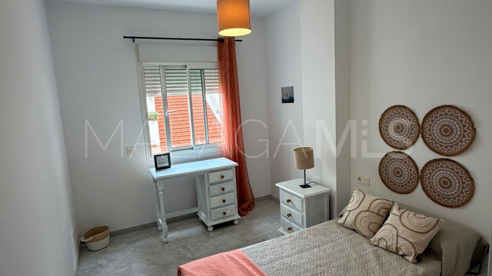 4 bedrooms apartment in Estepona West for sale