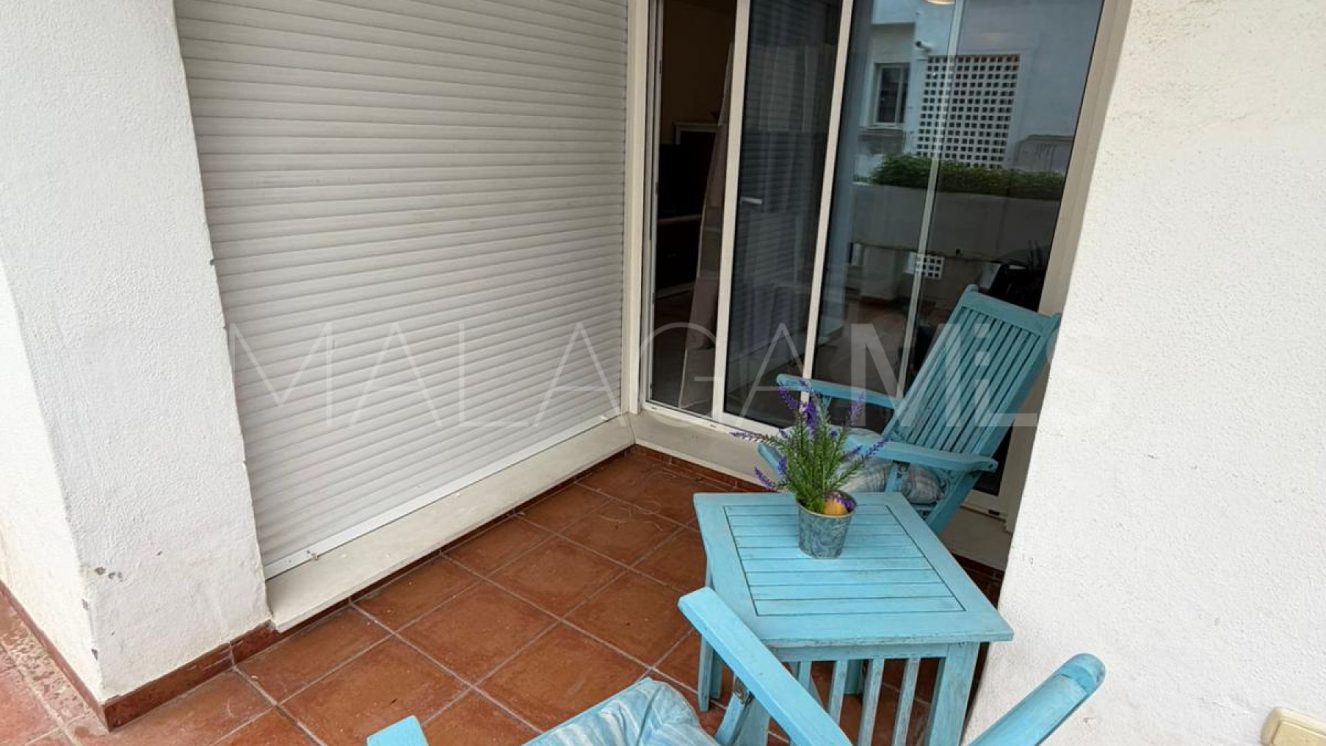 4 bedrooms apartment in Estepona West for sale