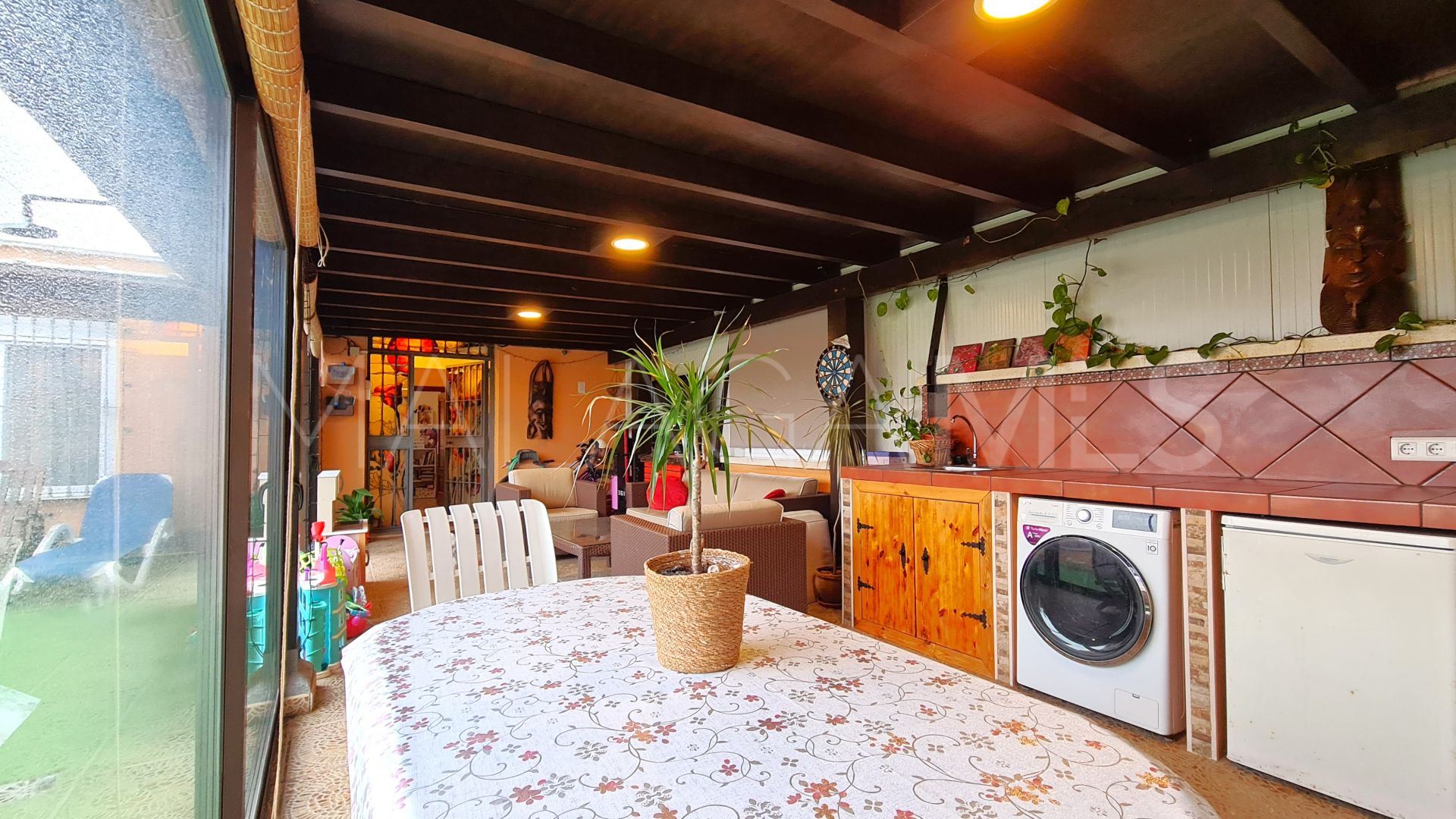 For sale penthouse with 4 bedrooms in Estepona