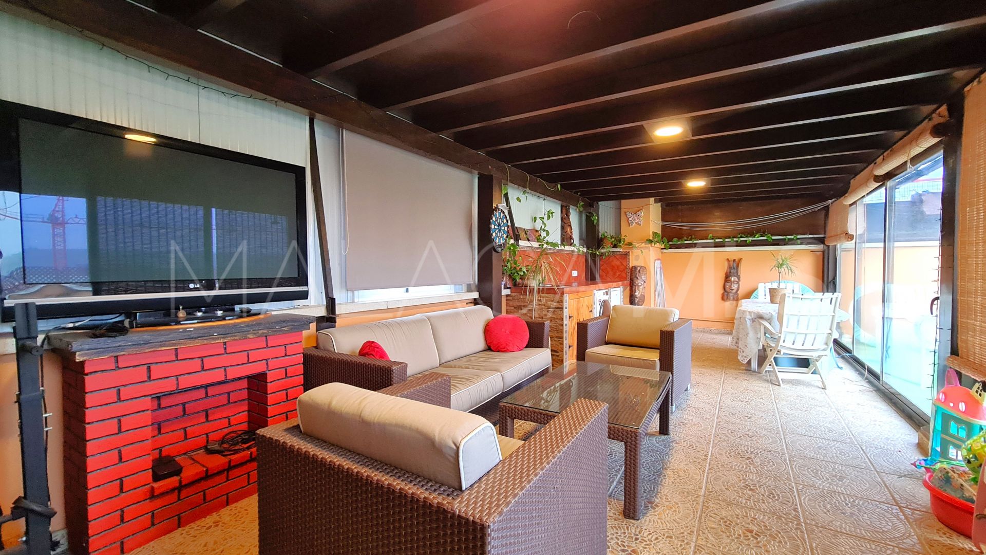 For sale penthouse with 4 bedrooms in Estepona