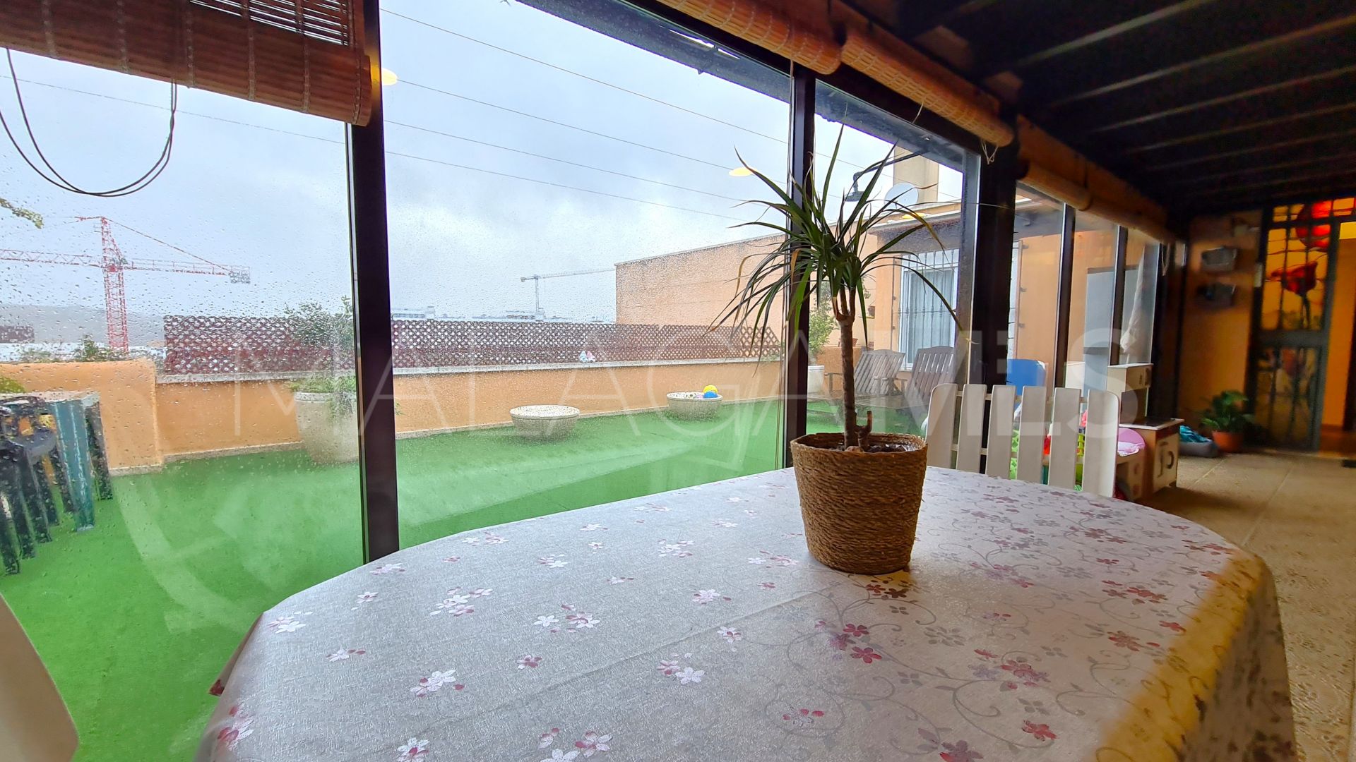 For sale penthouse with 4 bedrooms in Estepona