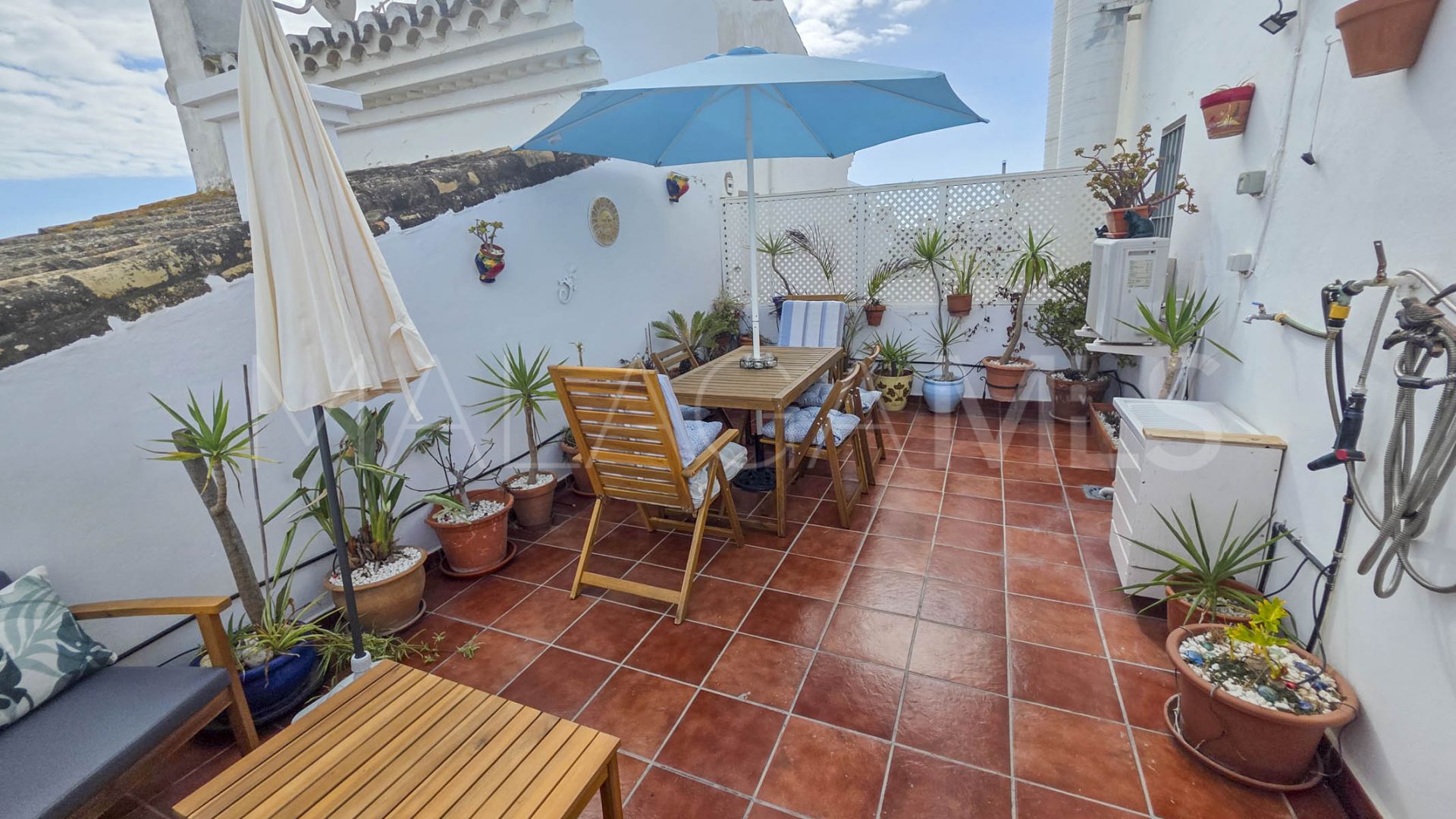 Duplex penthouse in La Duquesa for sale
