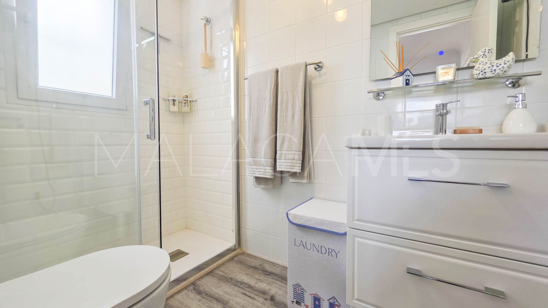 Duplex penthouse in La Duquesa for sale