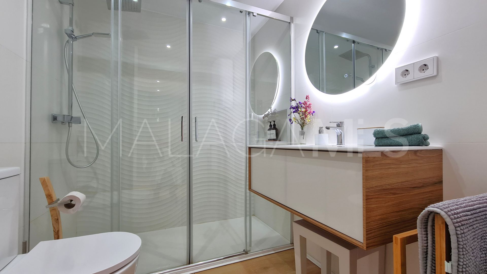 Estepona Oeste, apartamento with 2 bedrooms a la venta