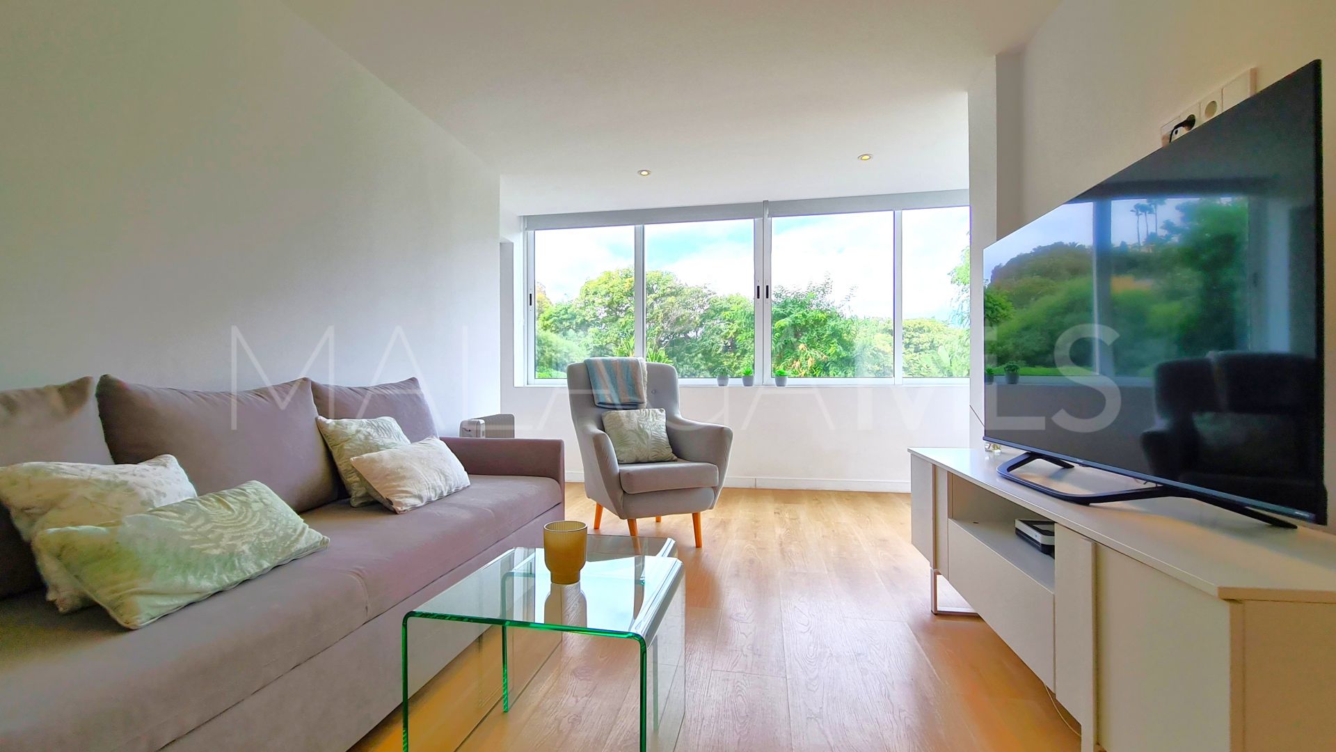 Estepona Oeste, apartamento with 2 bedrooms a la venta