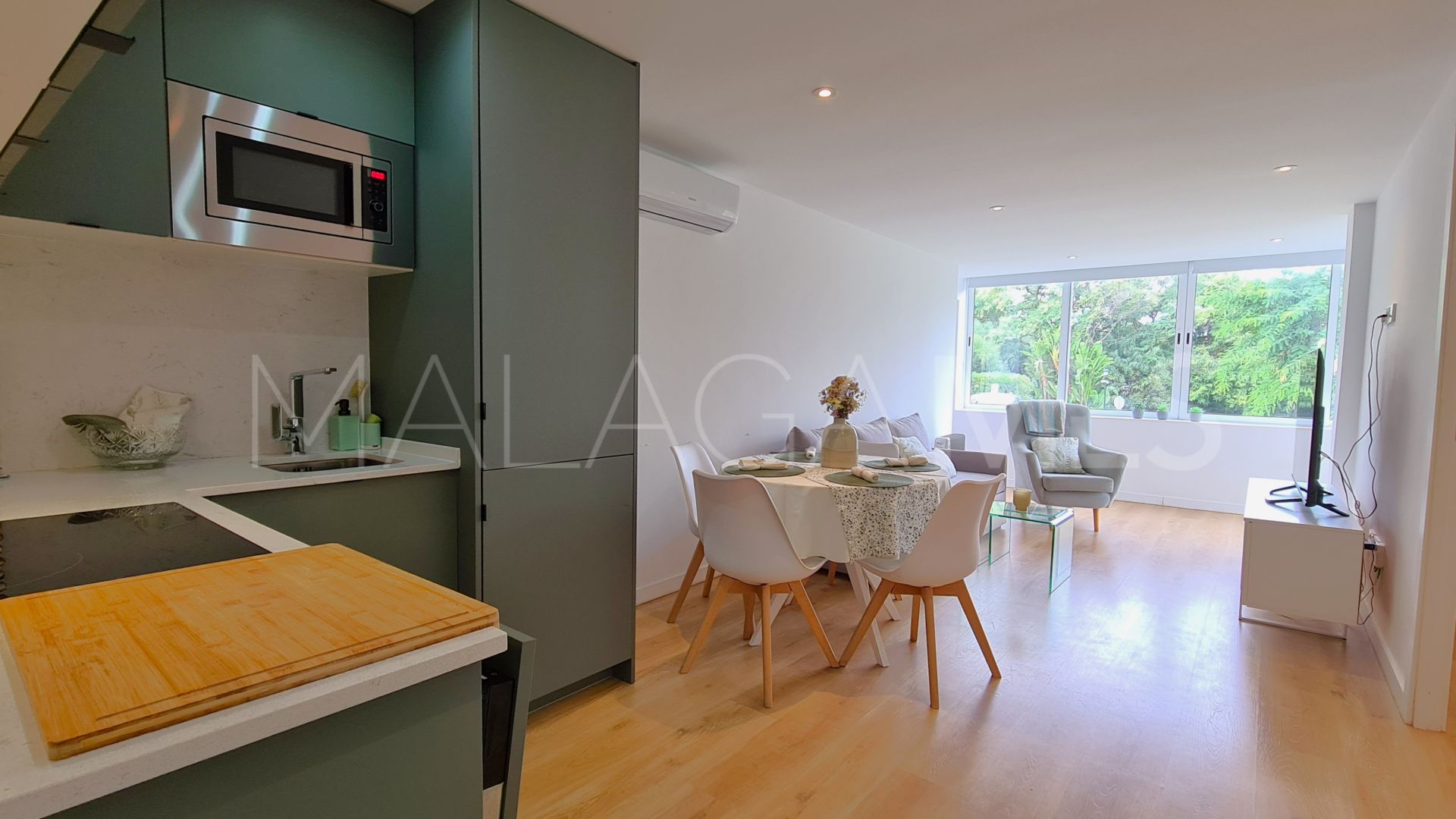 Estepona Oeste, apartamento with 2 bedrooms a la venta