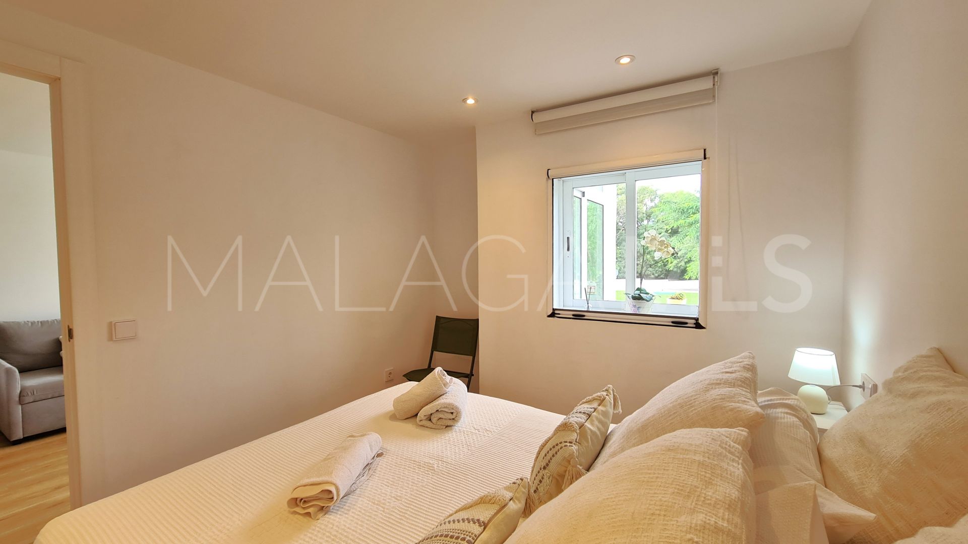 Estepona Oeste, apartamento with 2 bedrooms a la venta