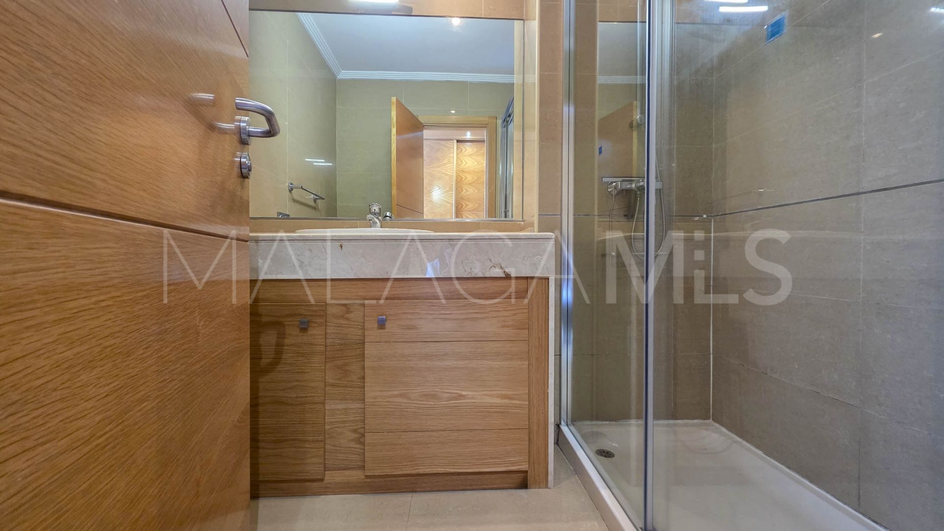 Apartment for sale in La Duquesa