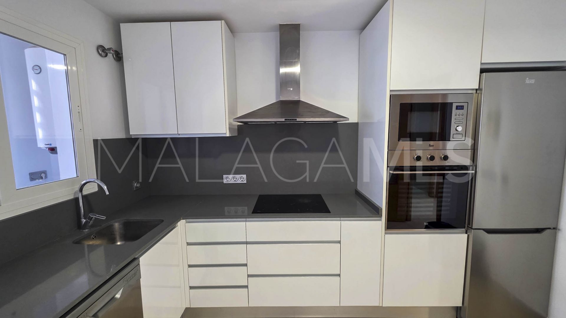 Apartment for sale in La Duquesa