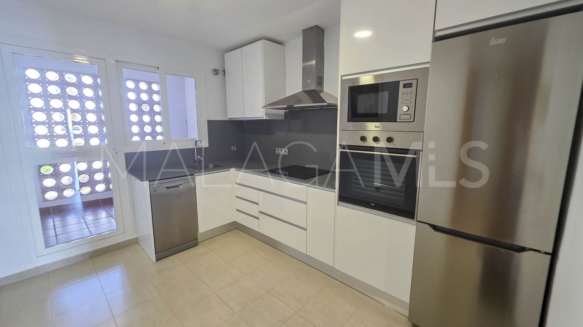 Apartment for sale in La Duquesa
