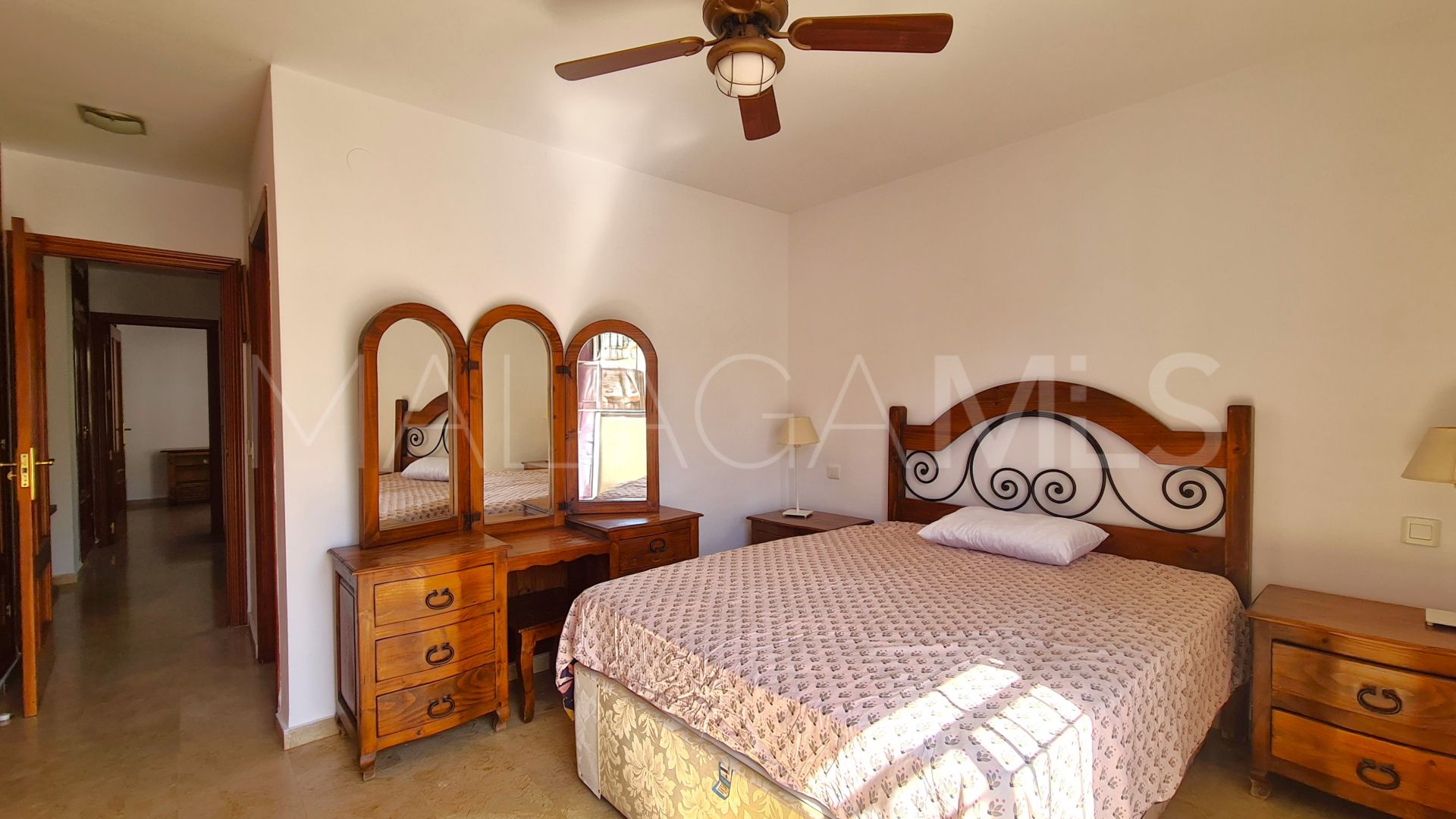 Maison de ville for sale in Estepona Ville