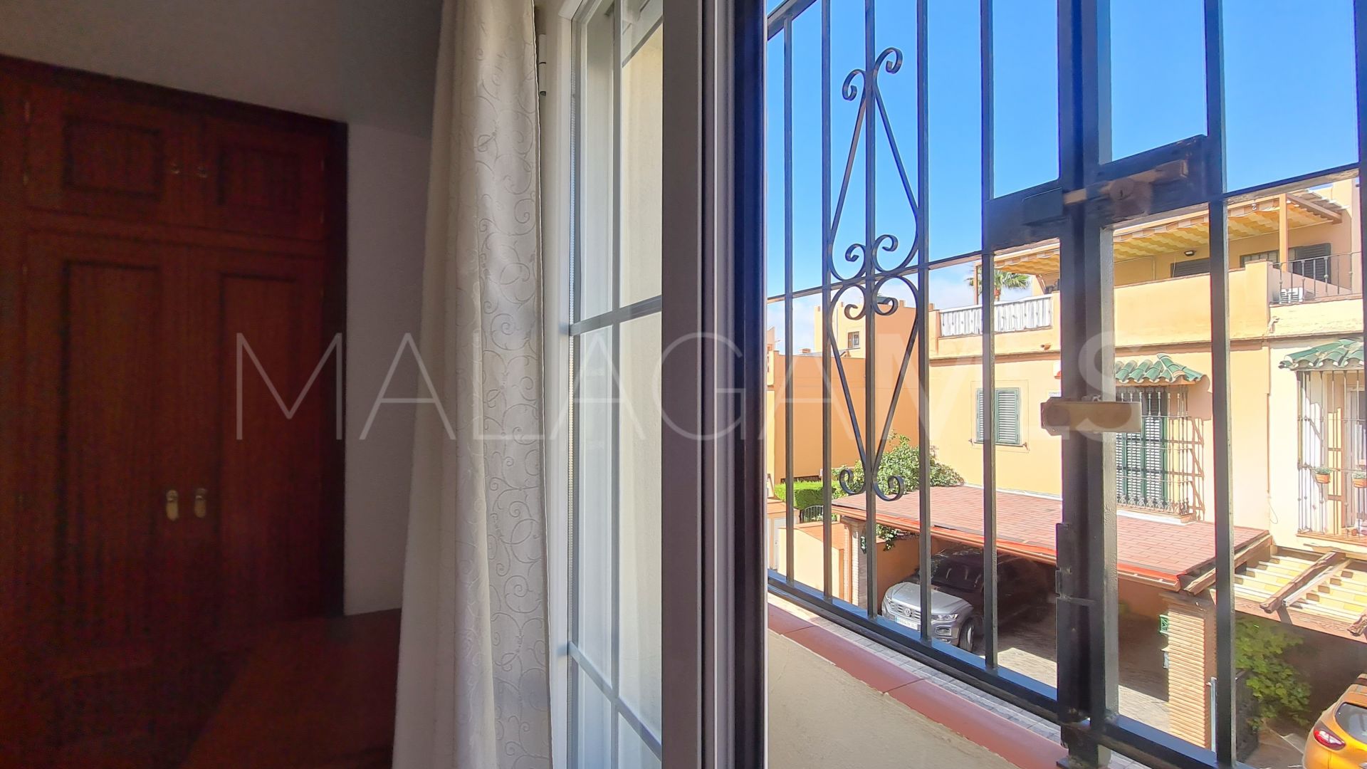 Maison de ville for sale in Estepona Ville