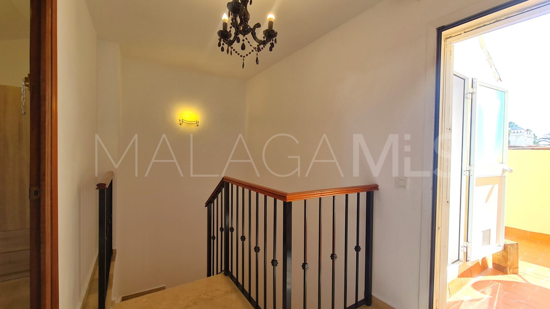 Maison de ville for sale in Estepona Ville