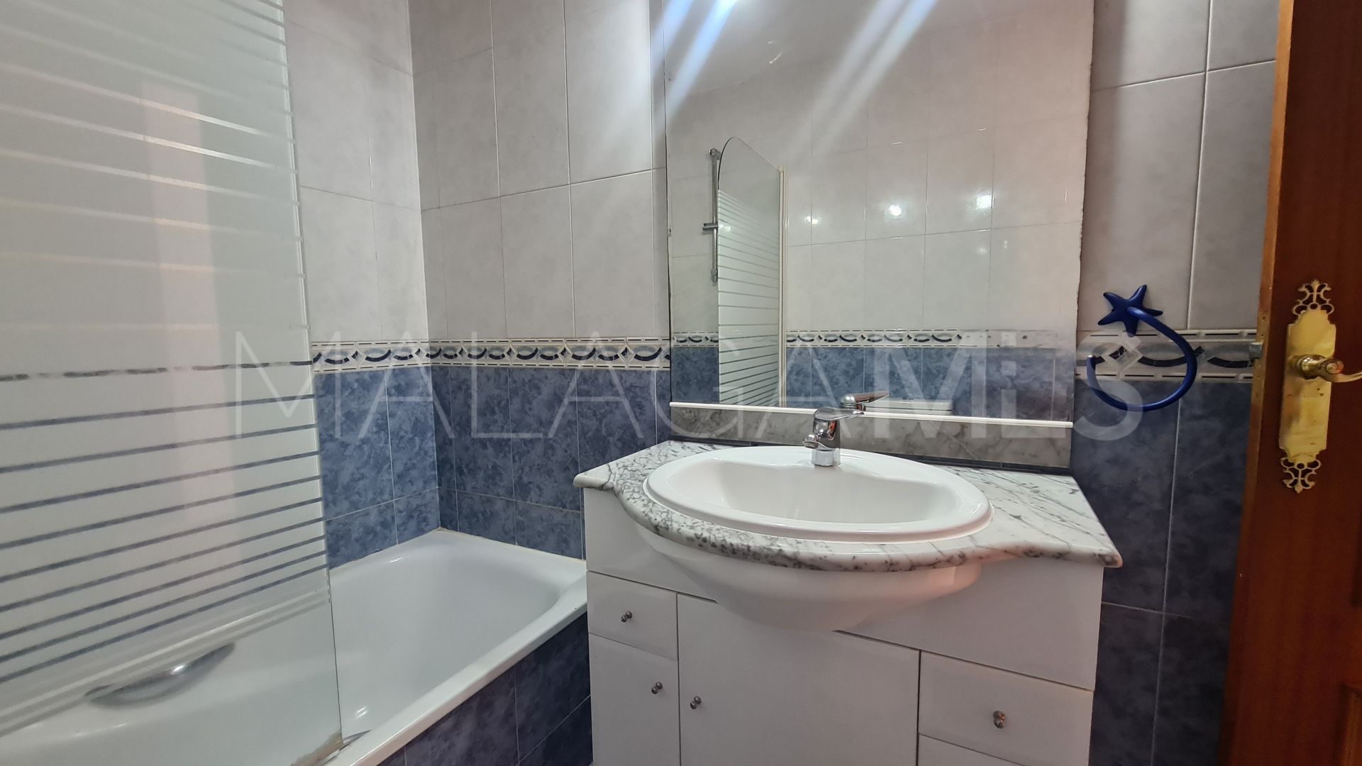 Maison de ville for sale in Estepona Ville