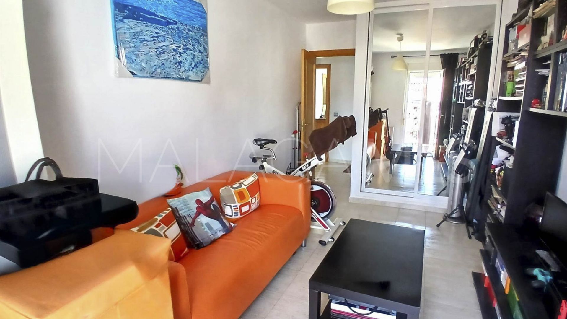 Tvåvåningslägenhet for sale in Estepona