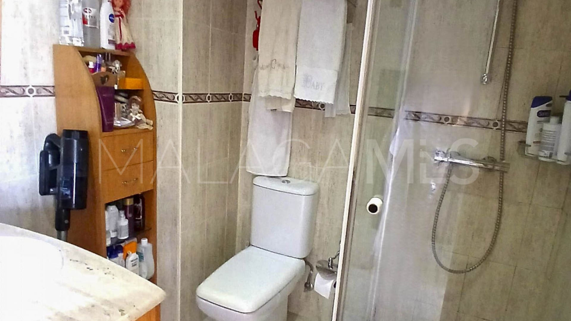 Tvåvåningslägenhet for sale in Estepona