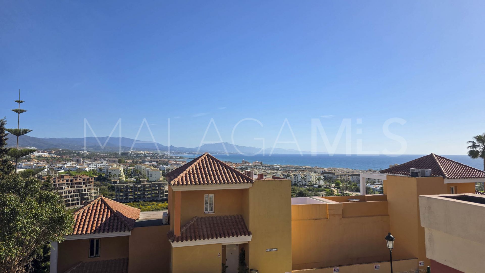 La Duquesa 3 bedrooms duplex for sale